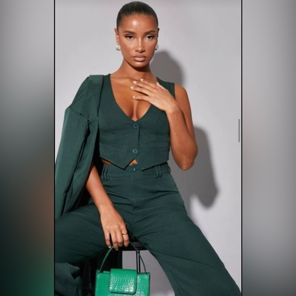 Pretty Little Thing Vest Suit - No jacket - Size 2 - Picture 2 of 3